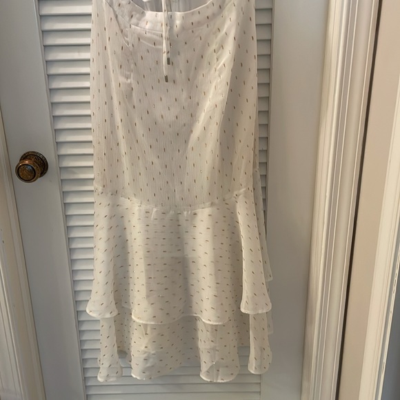 “Dark Pink” Flowy Dress - Picture 2 of 5